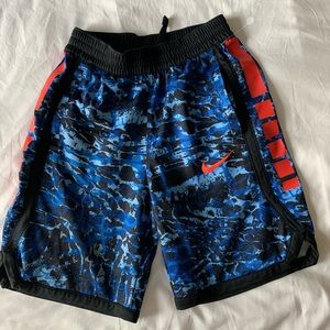 Boys M shorts - smoke free - retail 42.99